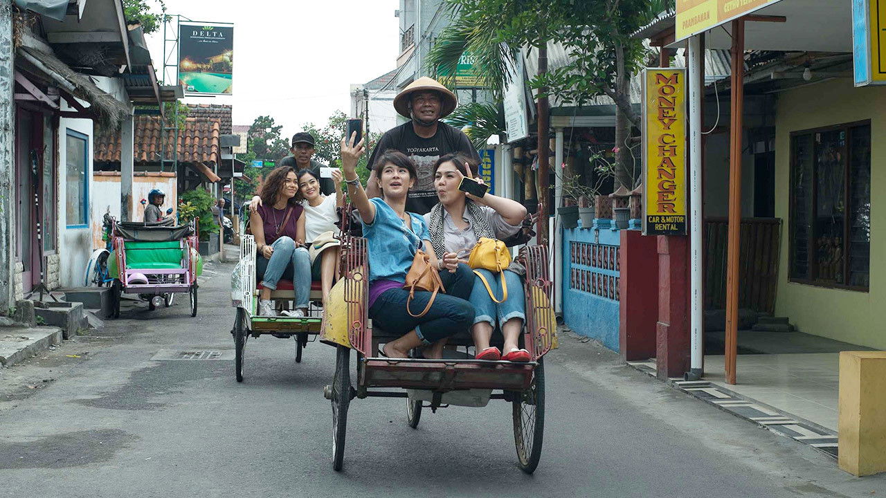 What's Up with Cinta 2 Background