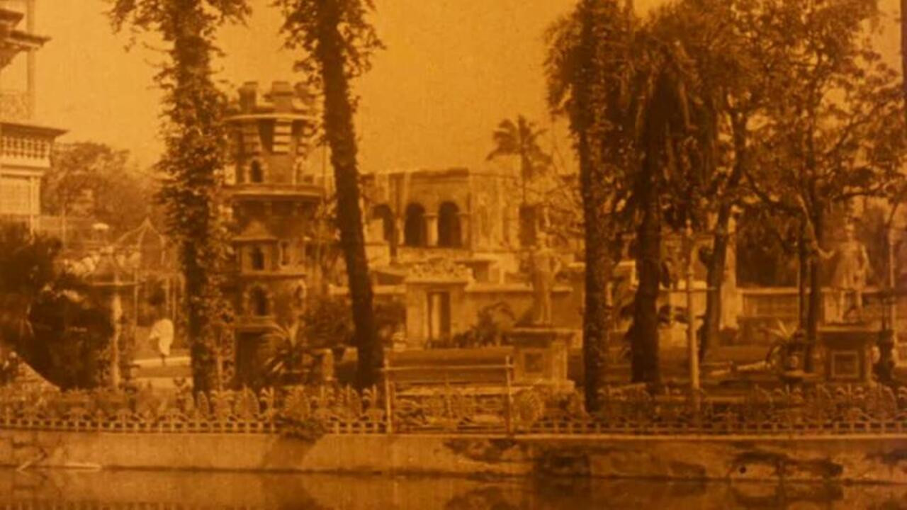 Picturesque India or, In and About Calcutta Background