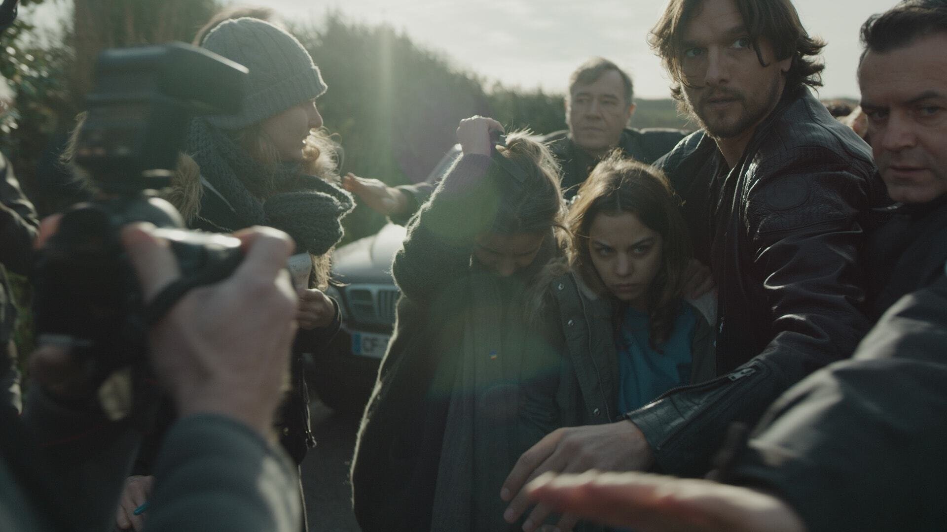 A Familiar Stranger Background