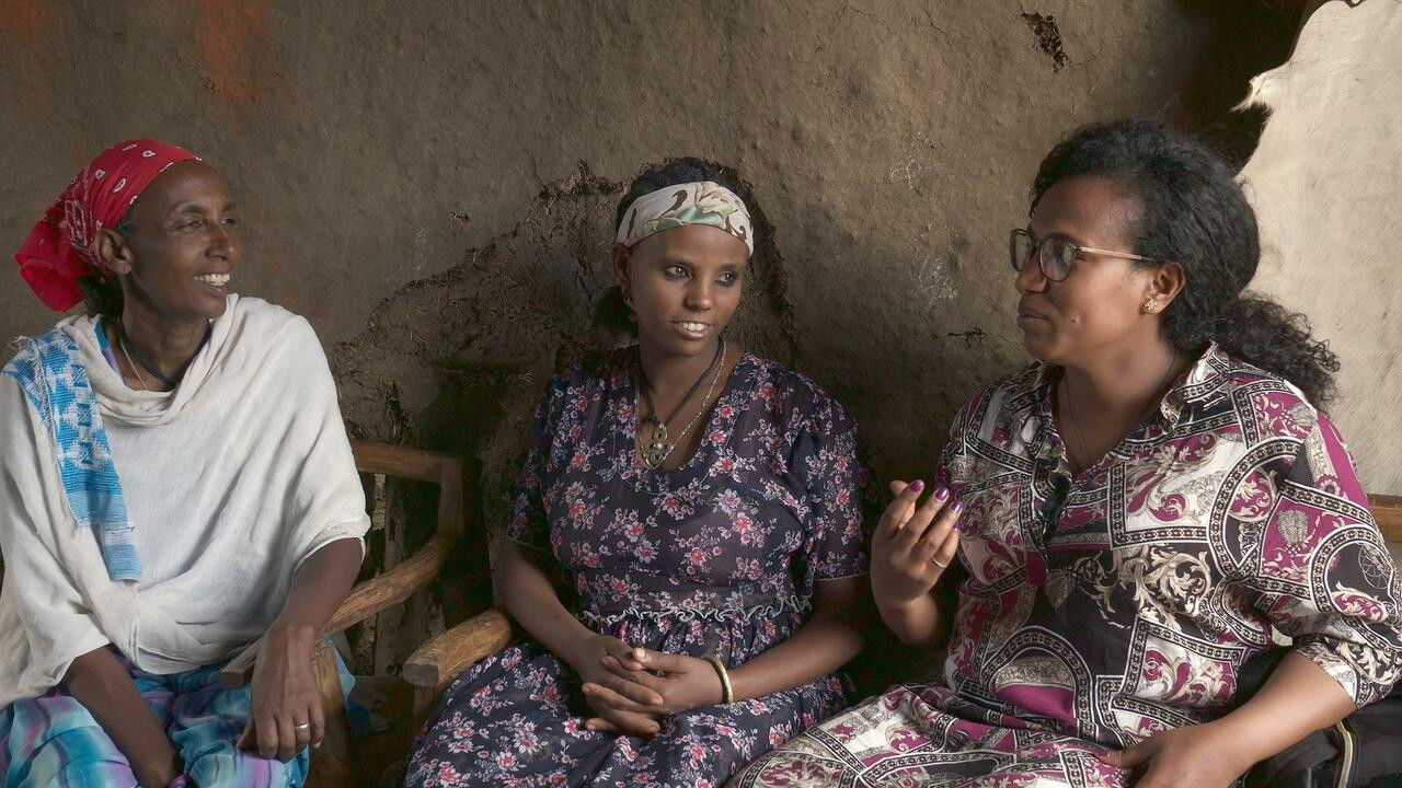 Erhebe dich, du Schöne Background