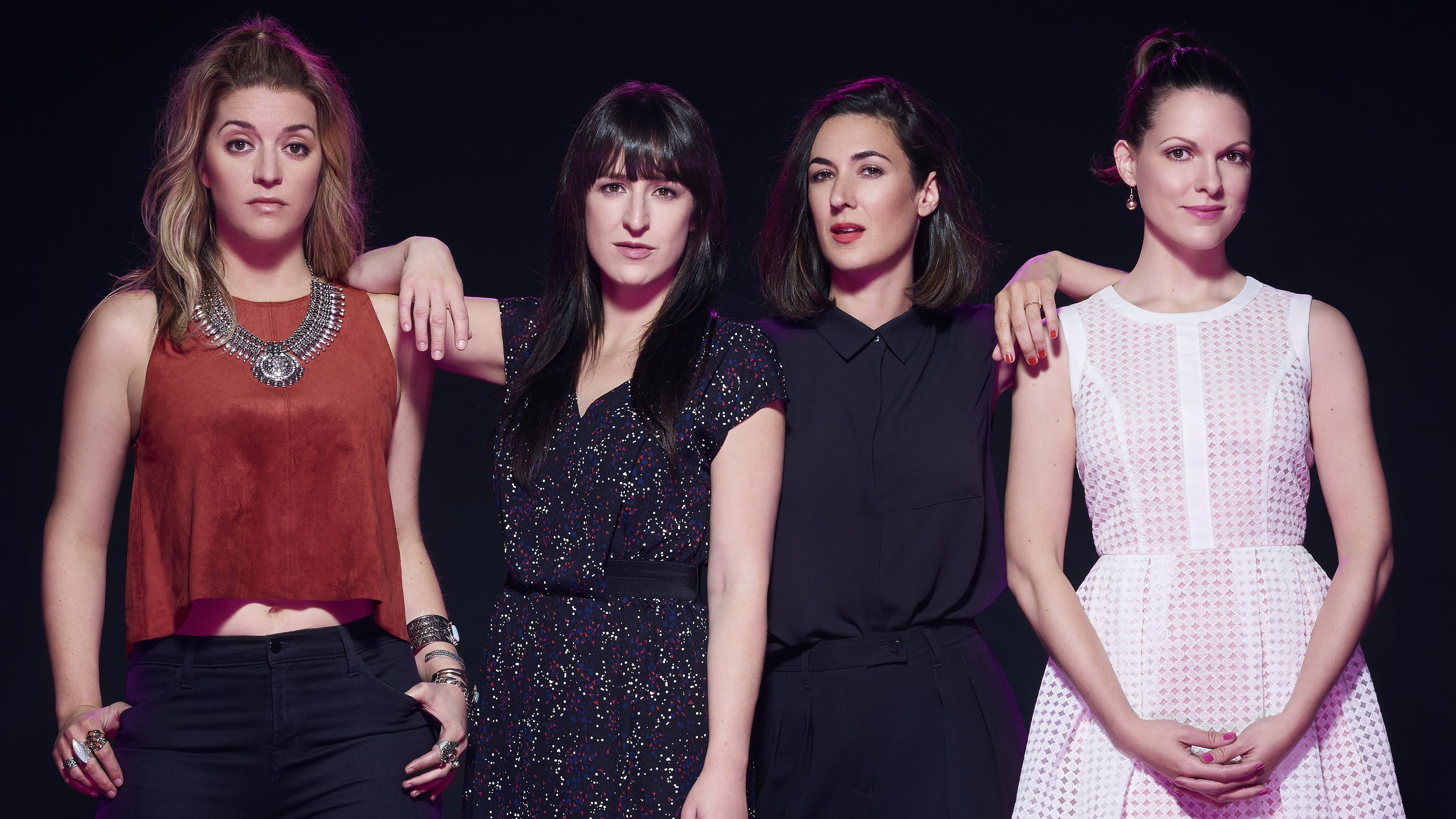 Les Simone Background