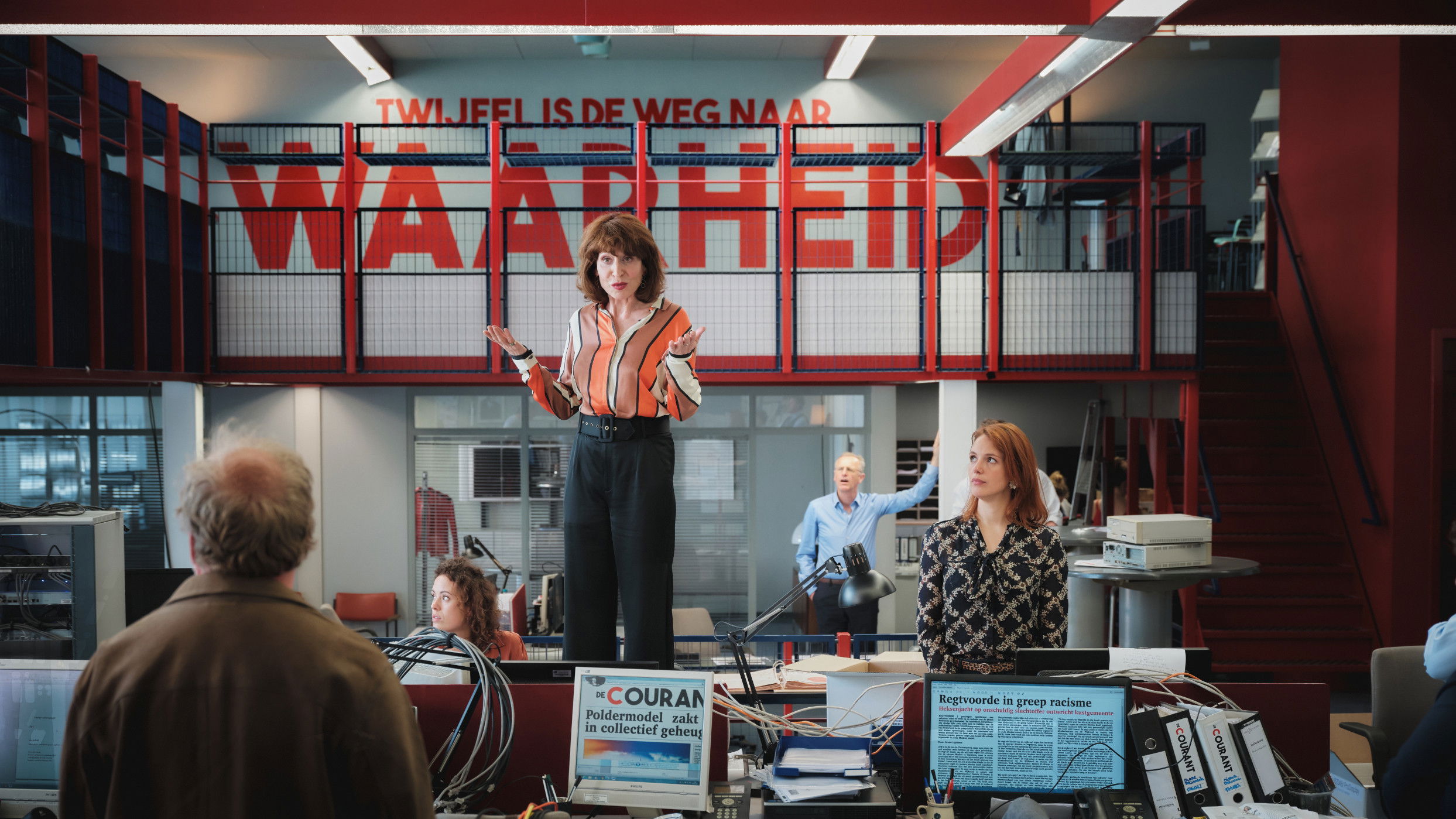 Headhunters Background