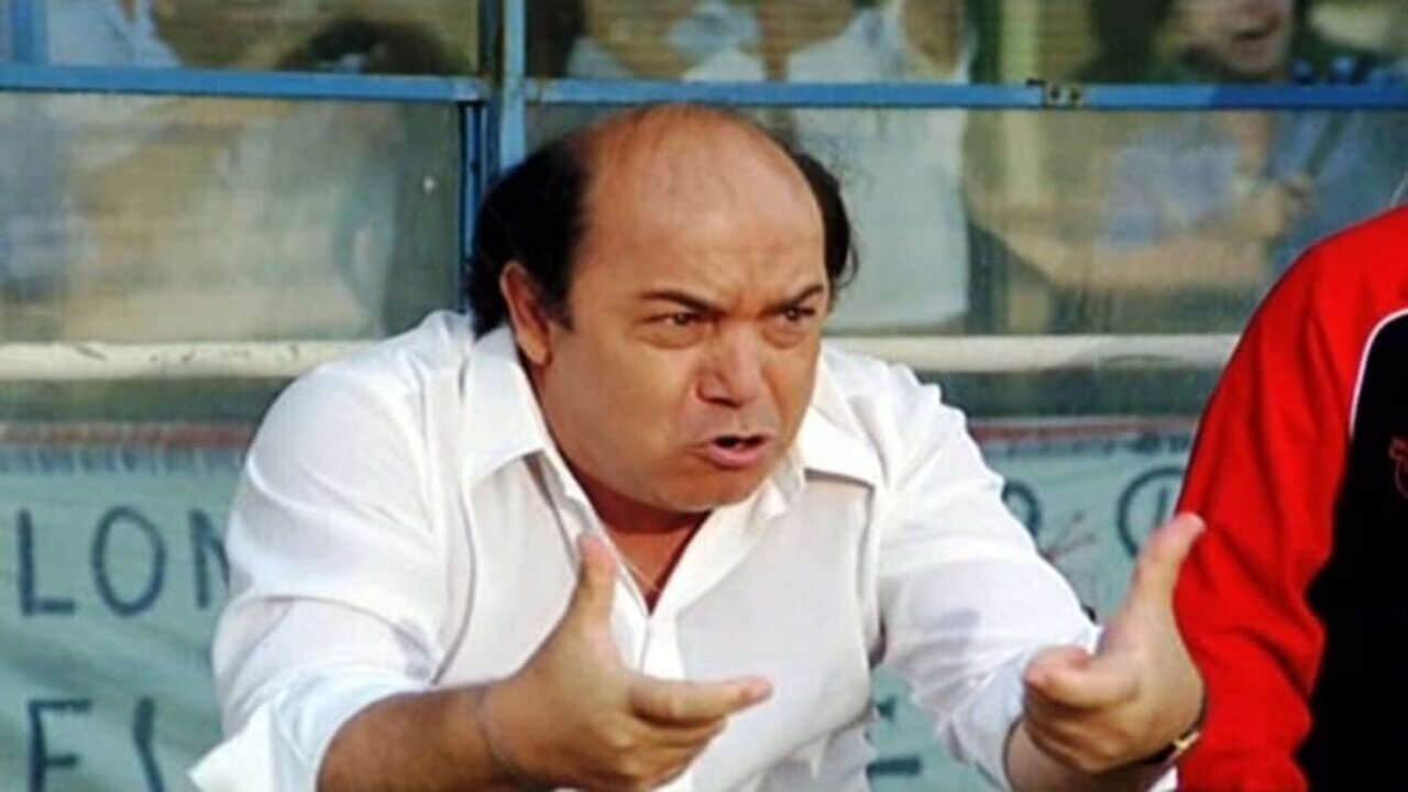 L'allenatore nel pallone Background