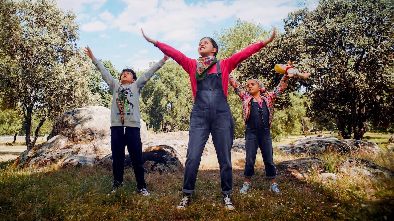 Tengamos la fiesta en paz Background