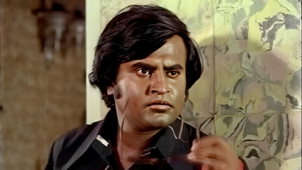 Thillu Mullu Background