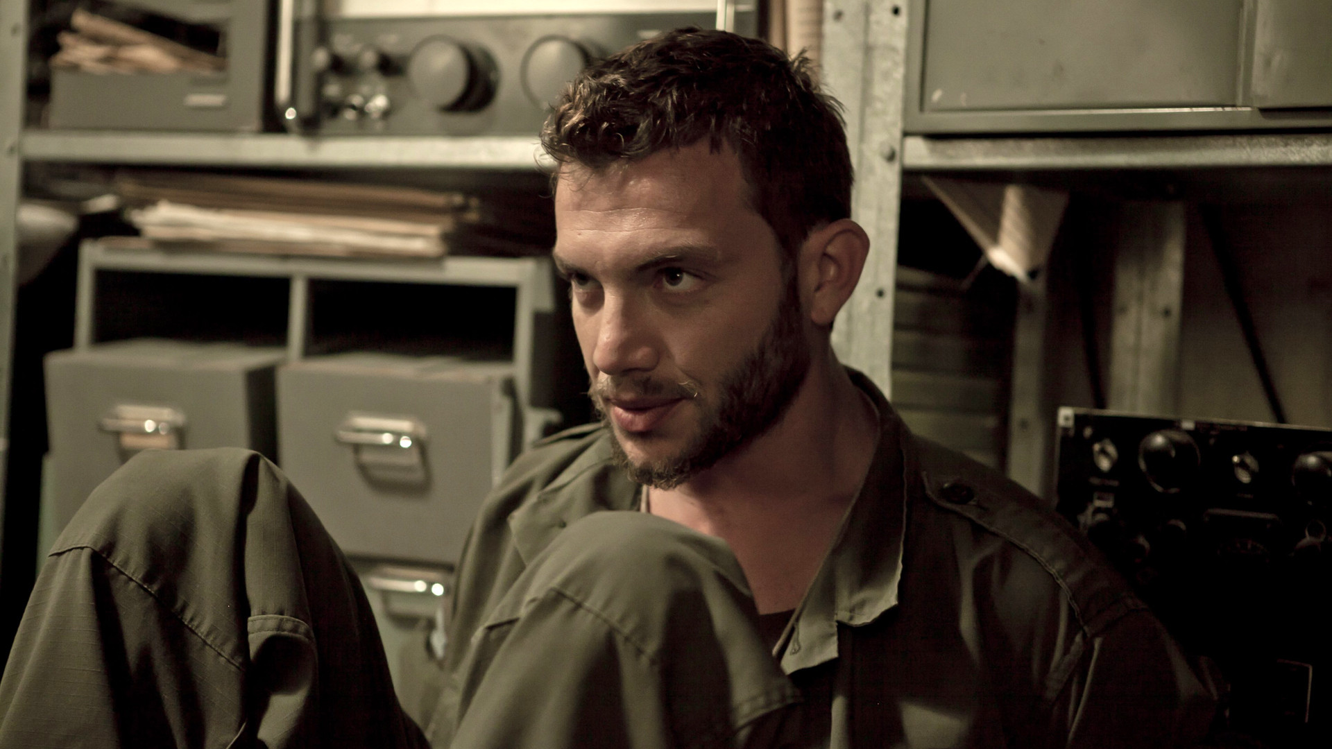 Bordering on Bad Behavior Background