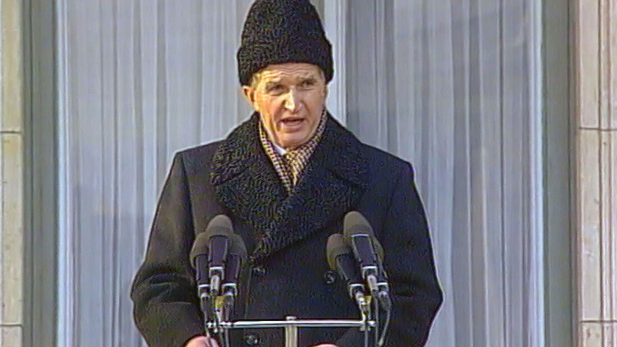 Videograms of a Revolution Background