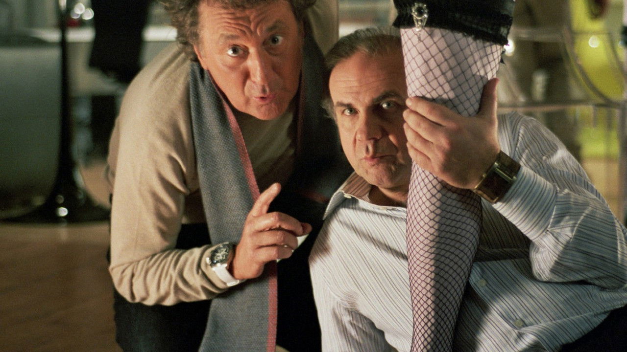 Torno a vivere da solo Background