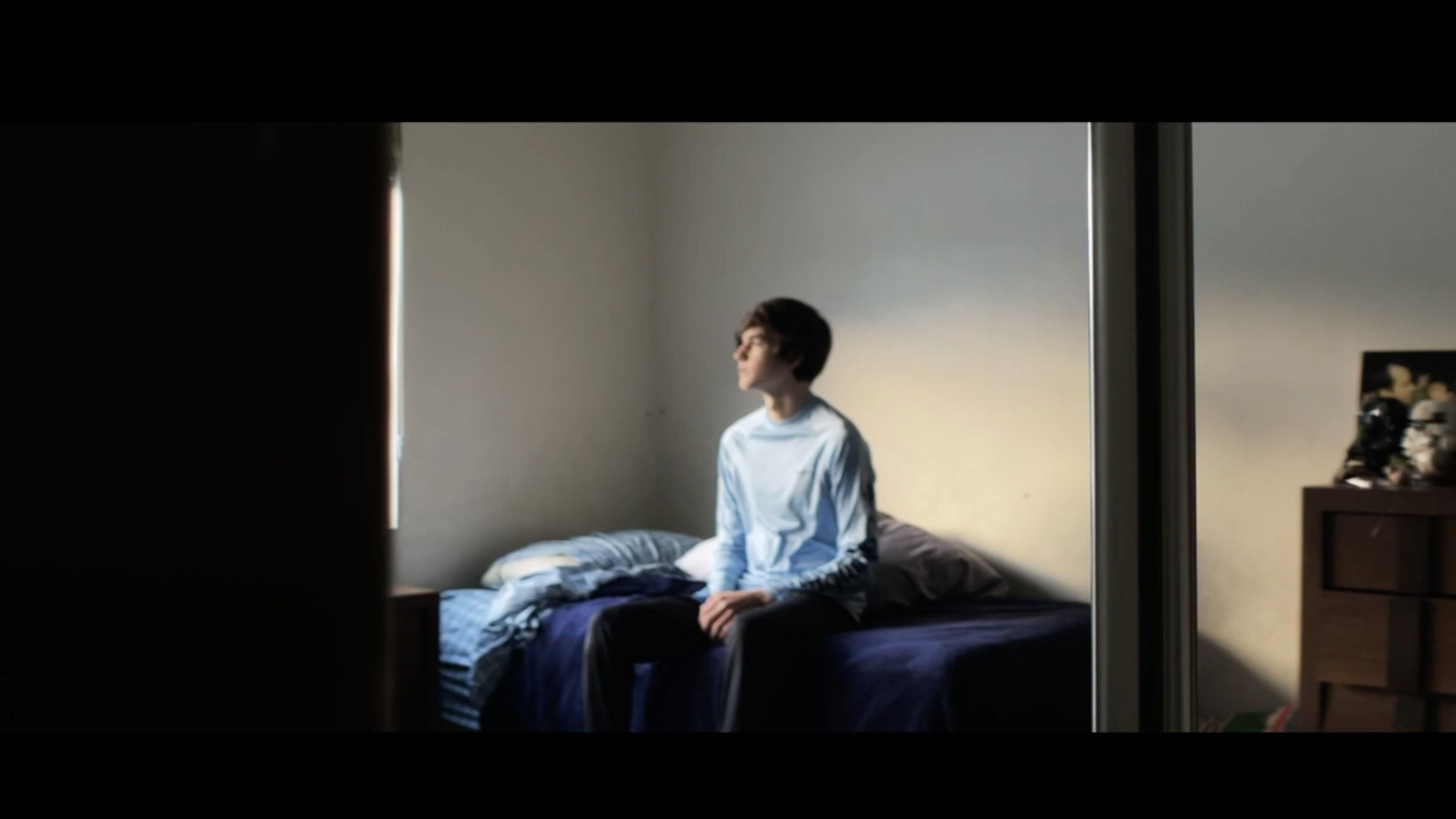 Un Dia Solitario en Invierno Background