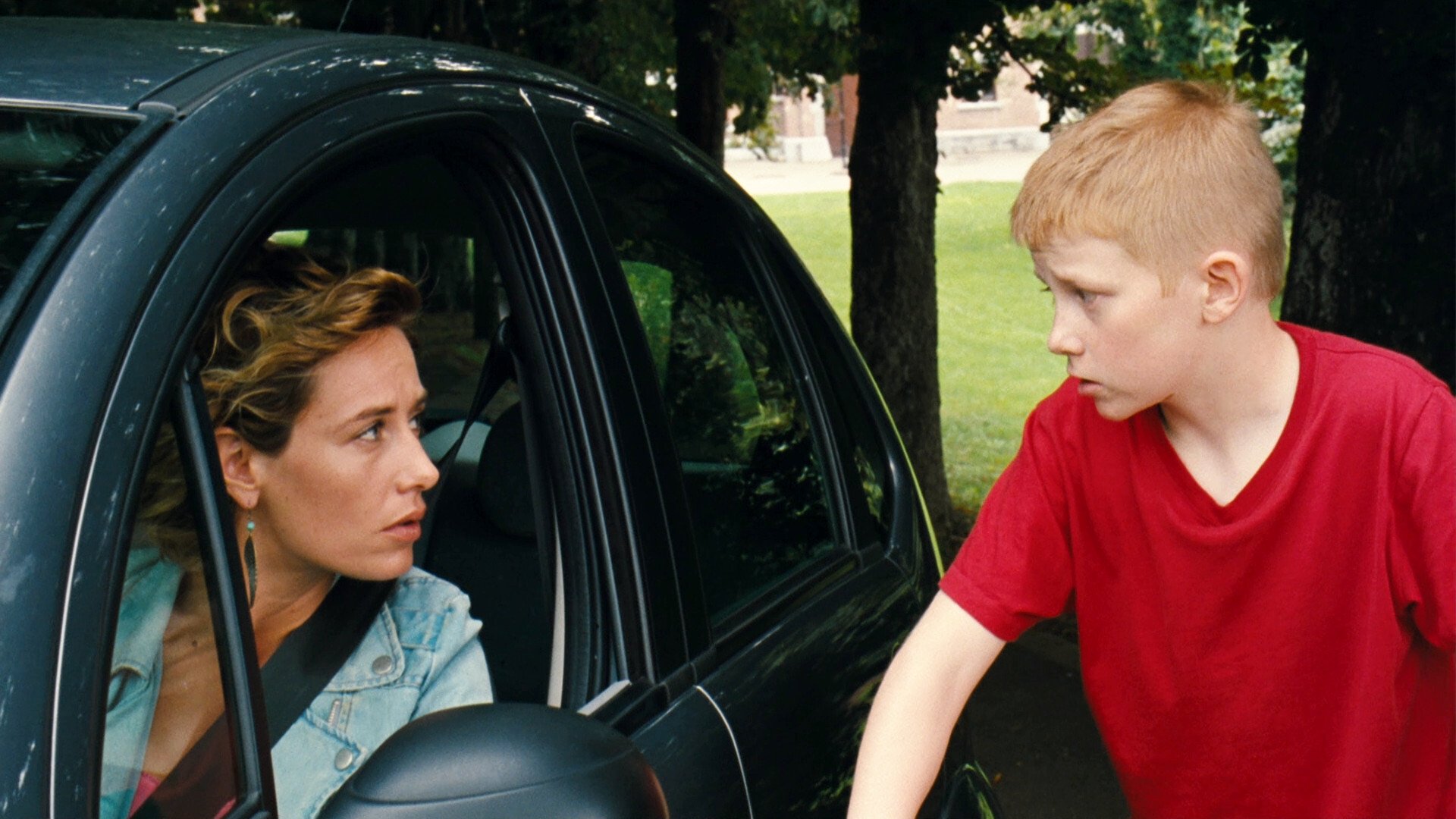 The Kid with a Bike Background