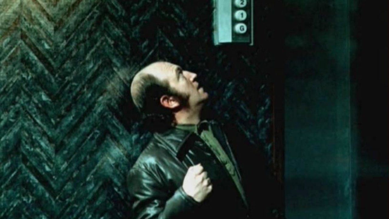 I'm the Girl He Wants to Kill Background