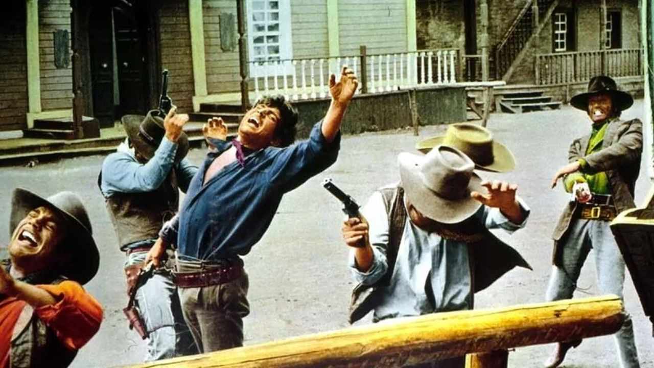 Arizona Colt Returns Background