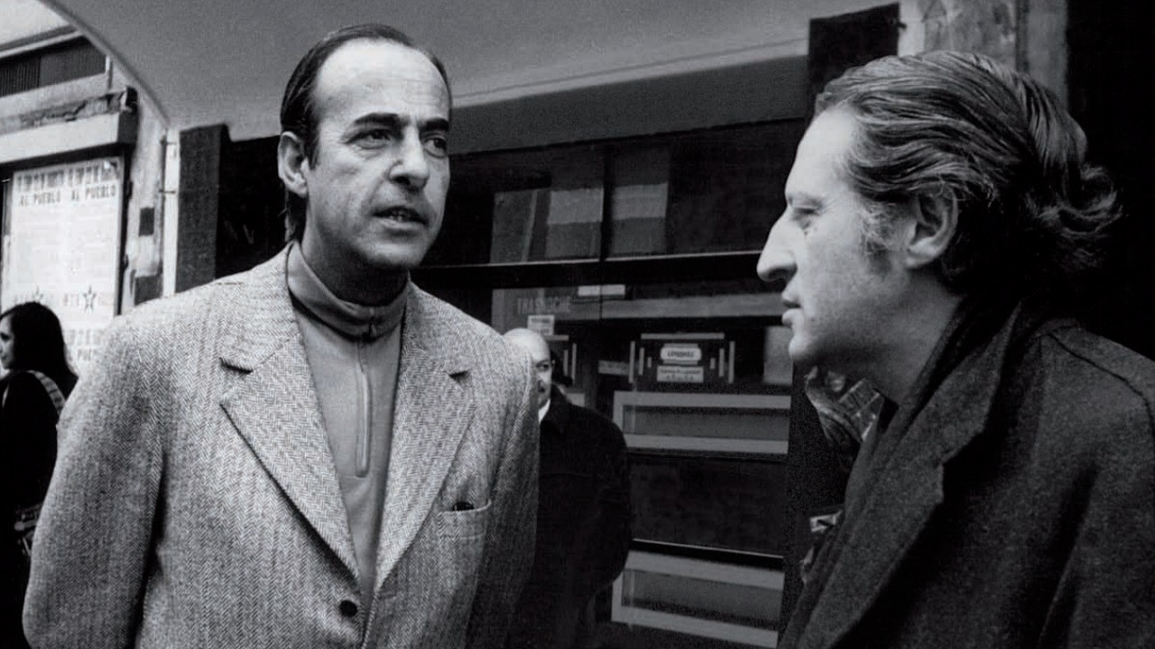 D.F. (Destino Final) Background