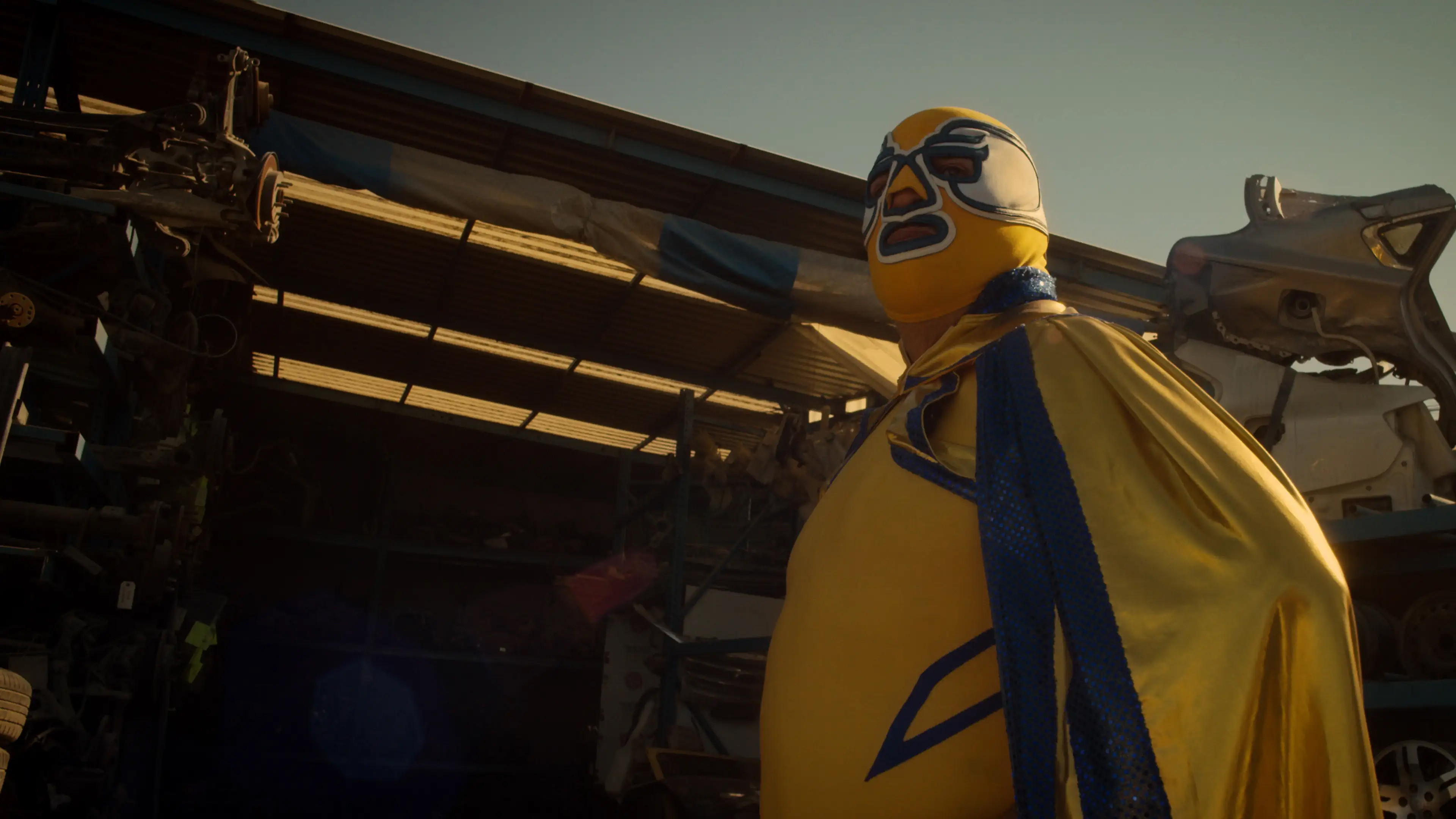 El Halcón: Sed de Venganza Background