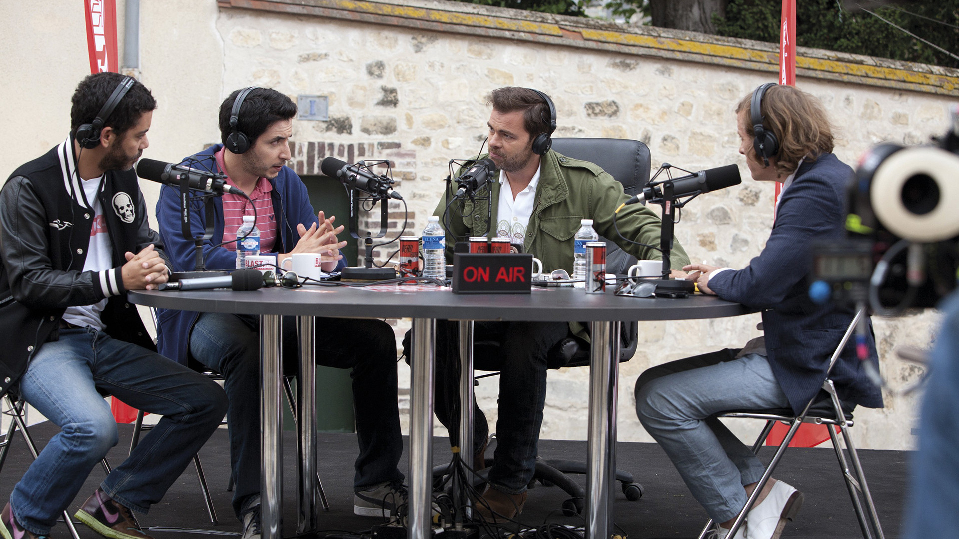 Radiostars Background