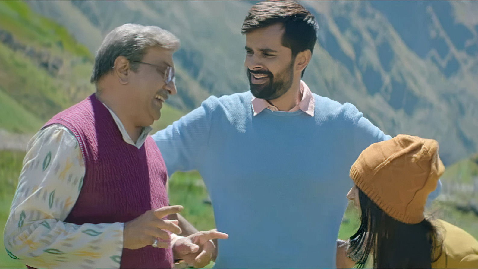 Chaal Jeevi Laiye! Background