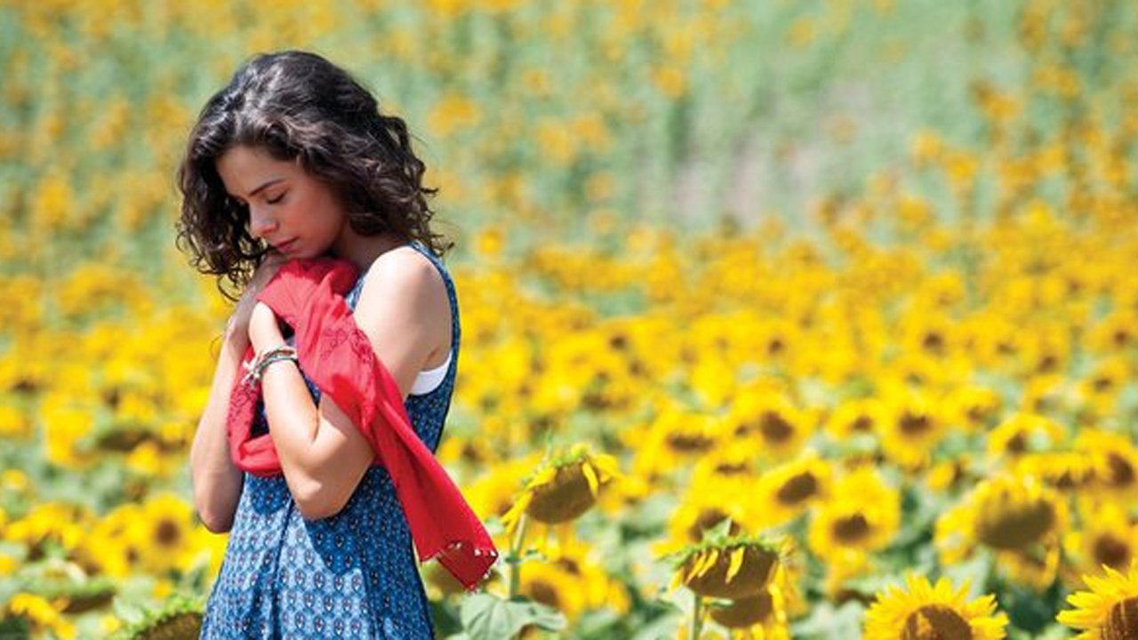 Red Scarf Background