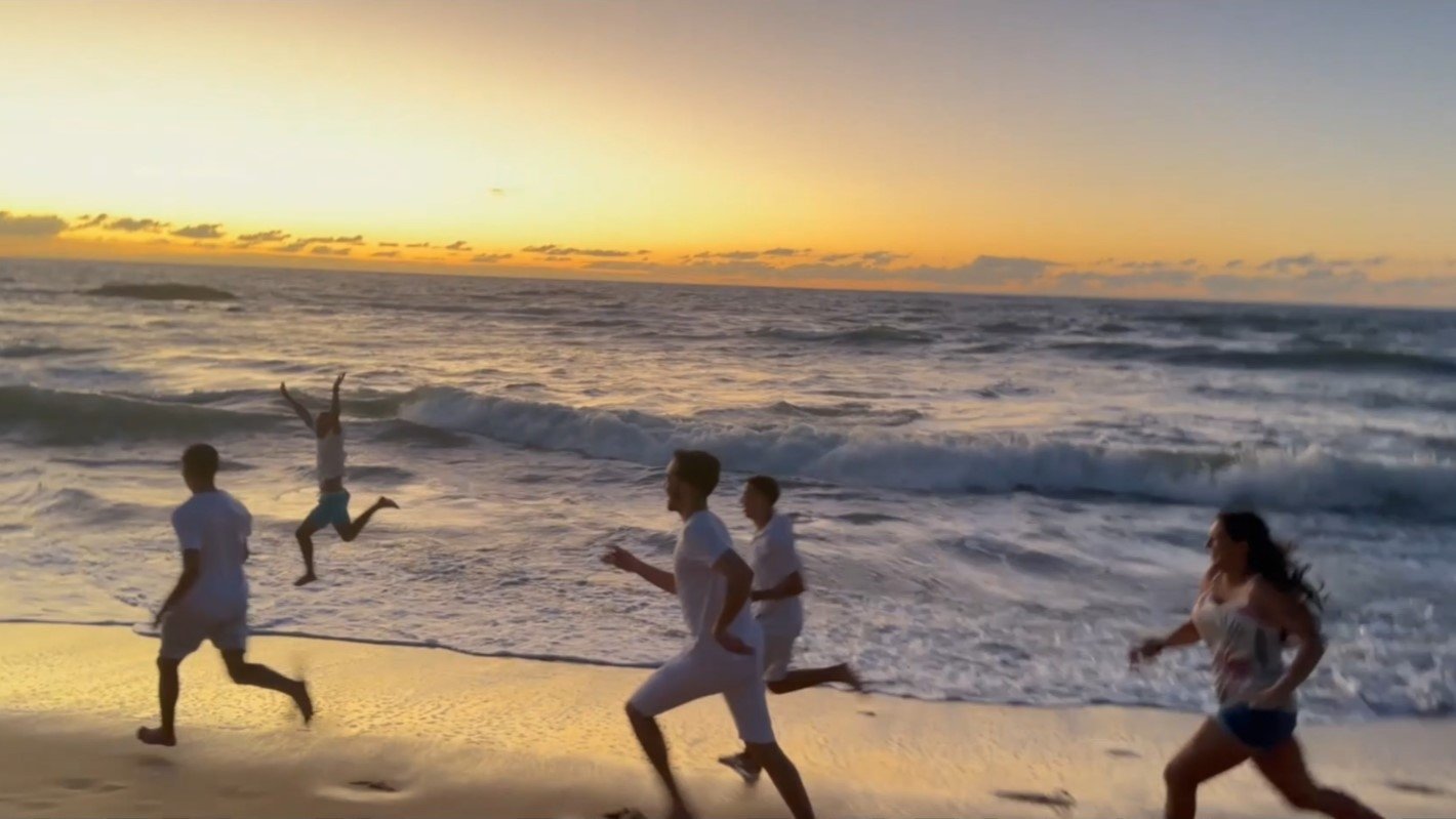 3ão: An Endless Story Background