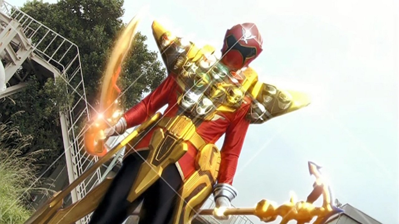 Kaizoku Sentai Gokaiger: Let's Make an Extremely GOLDEN Show of it! The 36-Stage Gokai Change!! Background