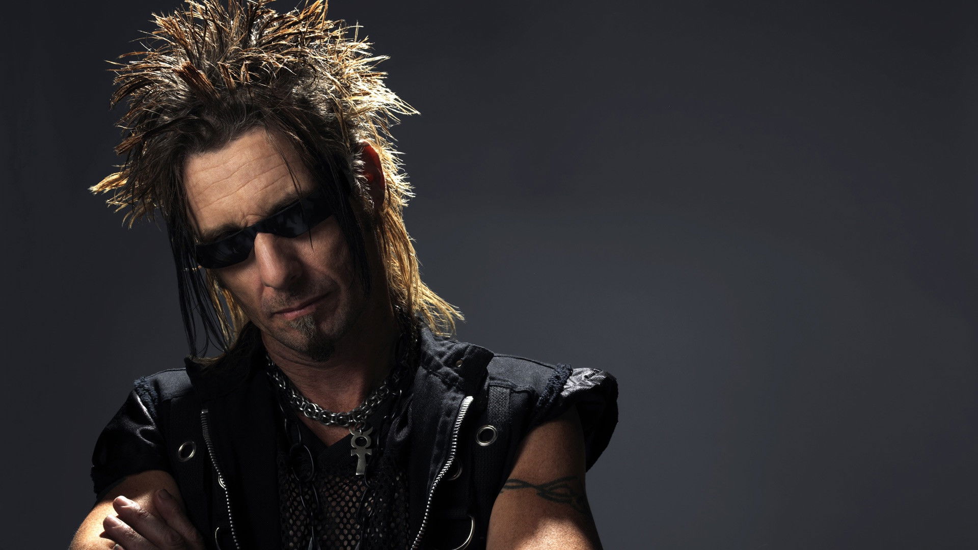 Billy the Exterminator Background