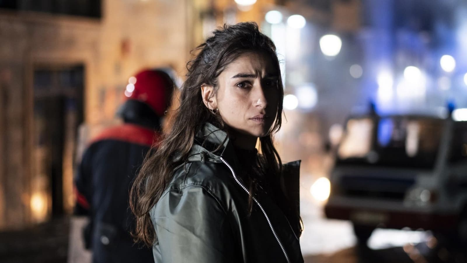 La infiltrada Background