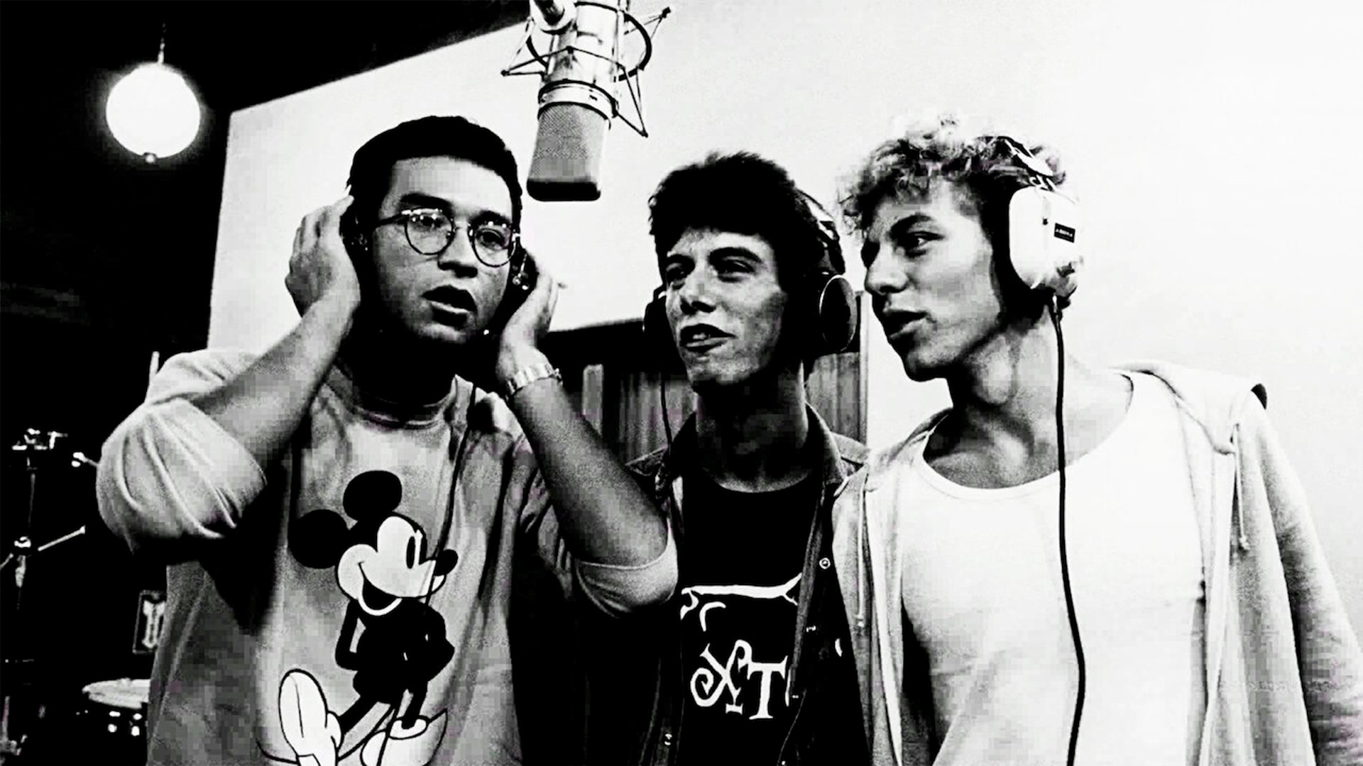 Os Quatro Paralamas Background