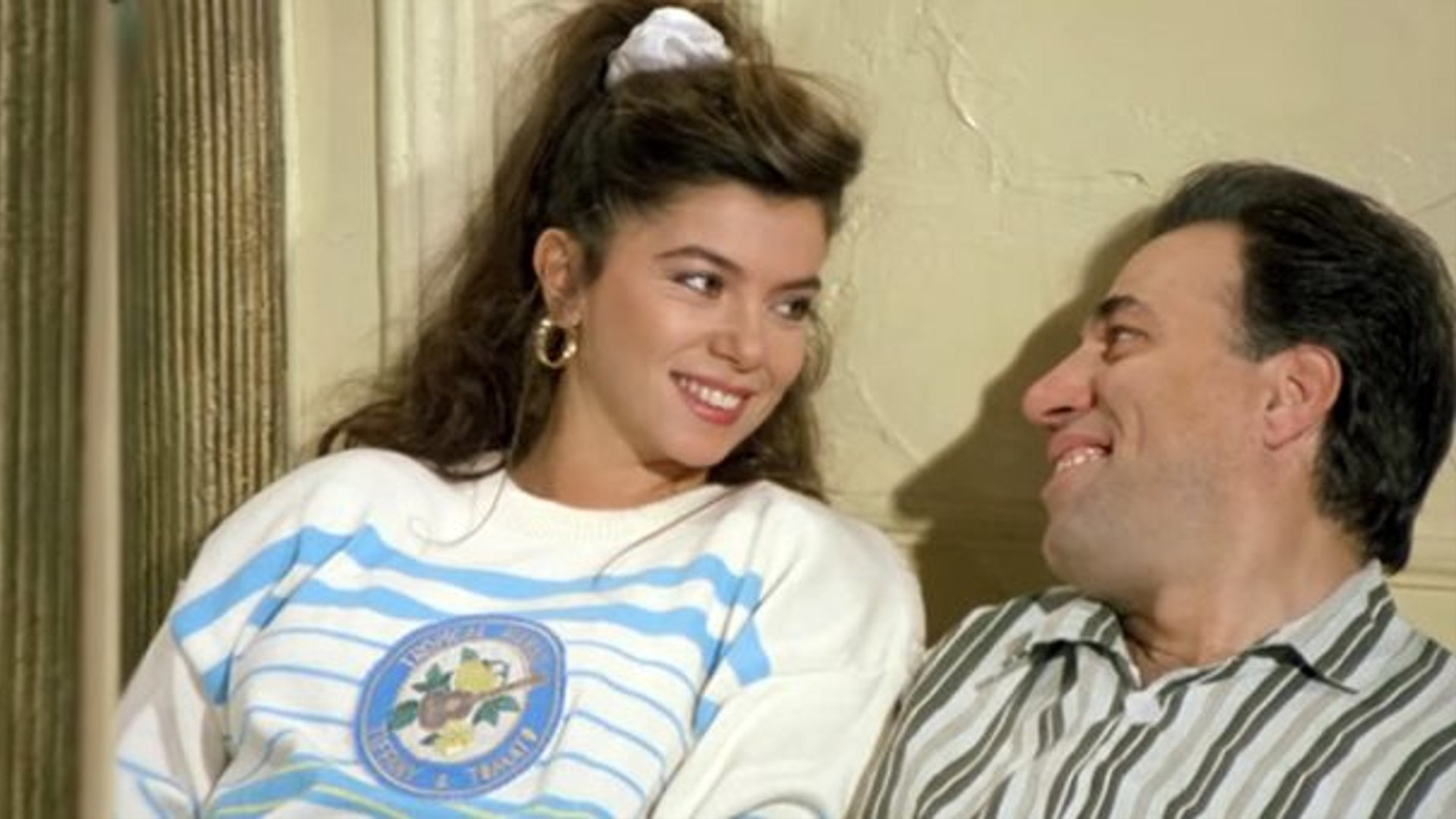 Sevimli Hırsız Background