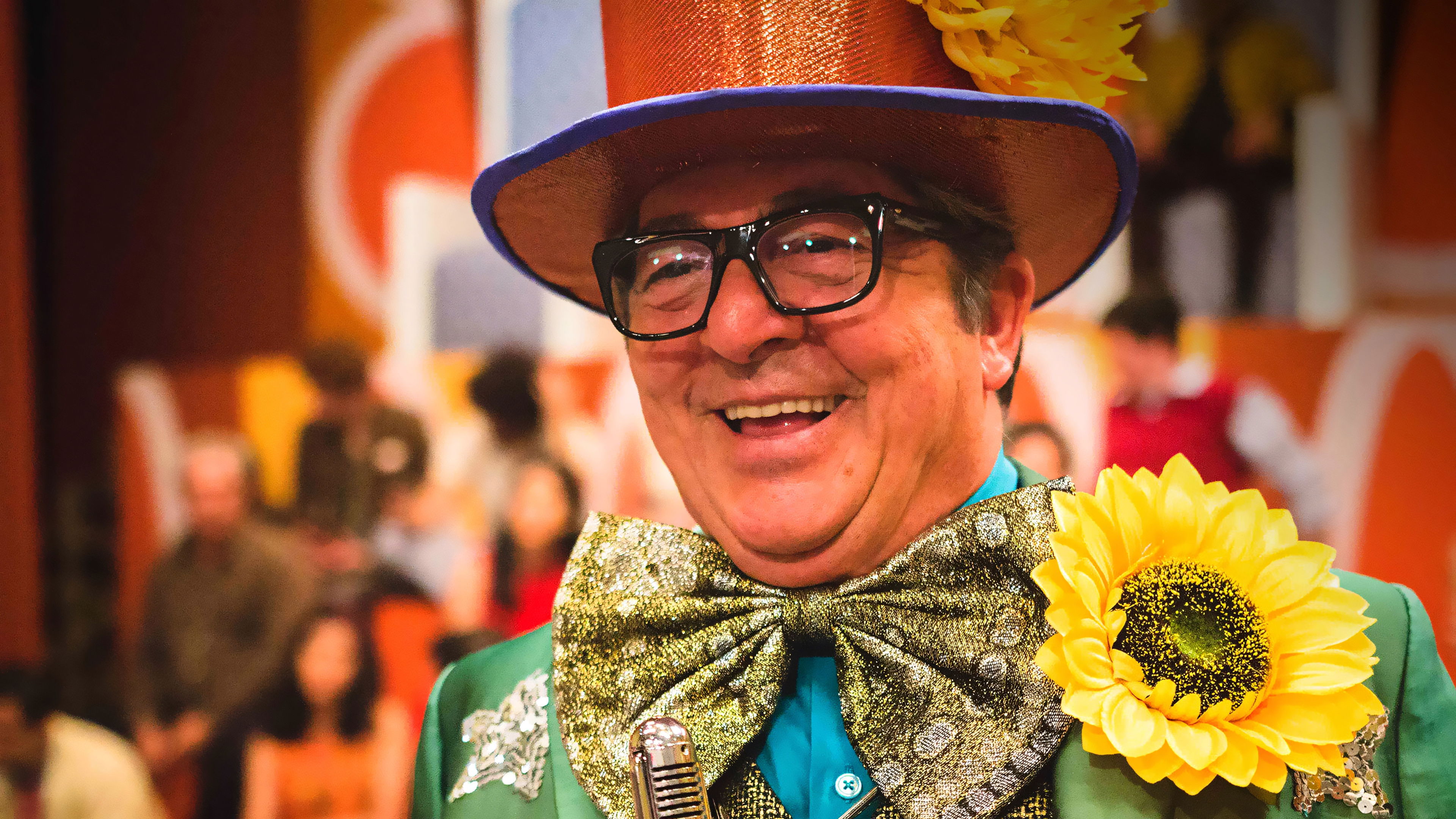 Chacrinha: O Velho Guerreiro Background