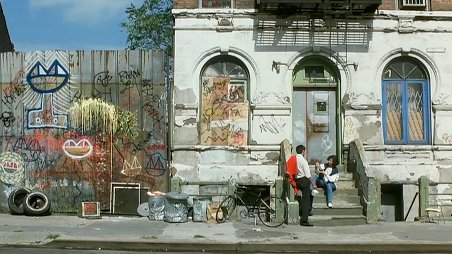 An Autumn's Tale Background