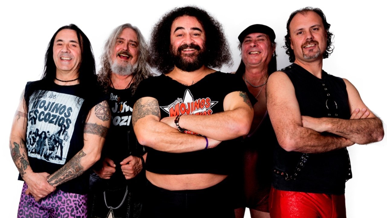 Mojinos Escozios - Maduritos y Resultones Background