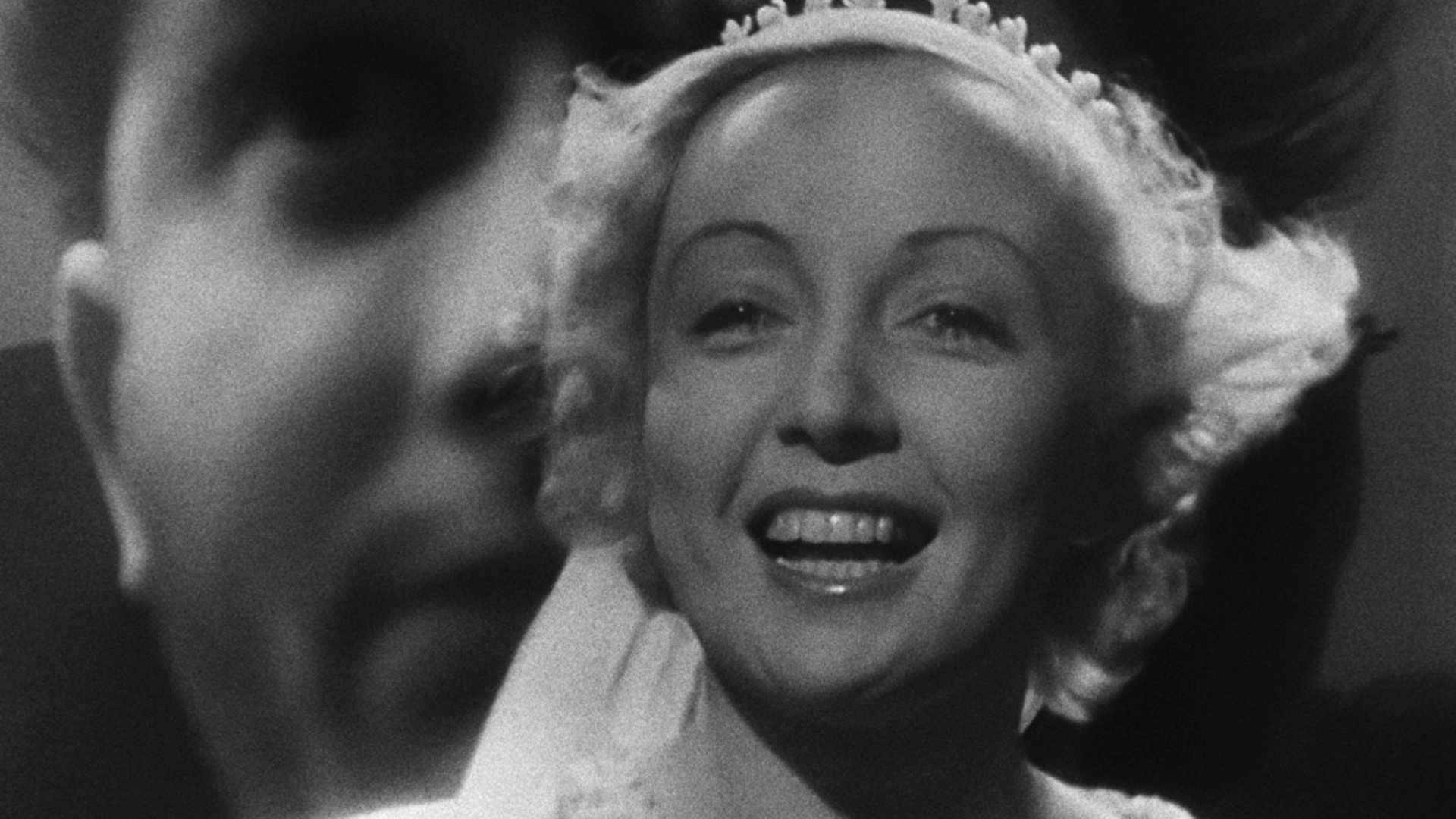 L'Atalante Background