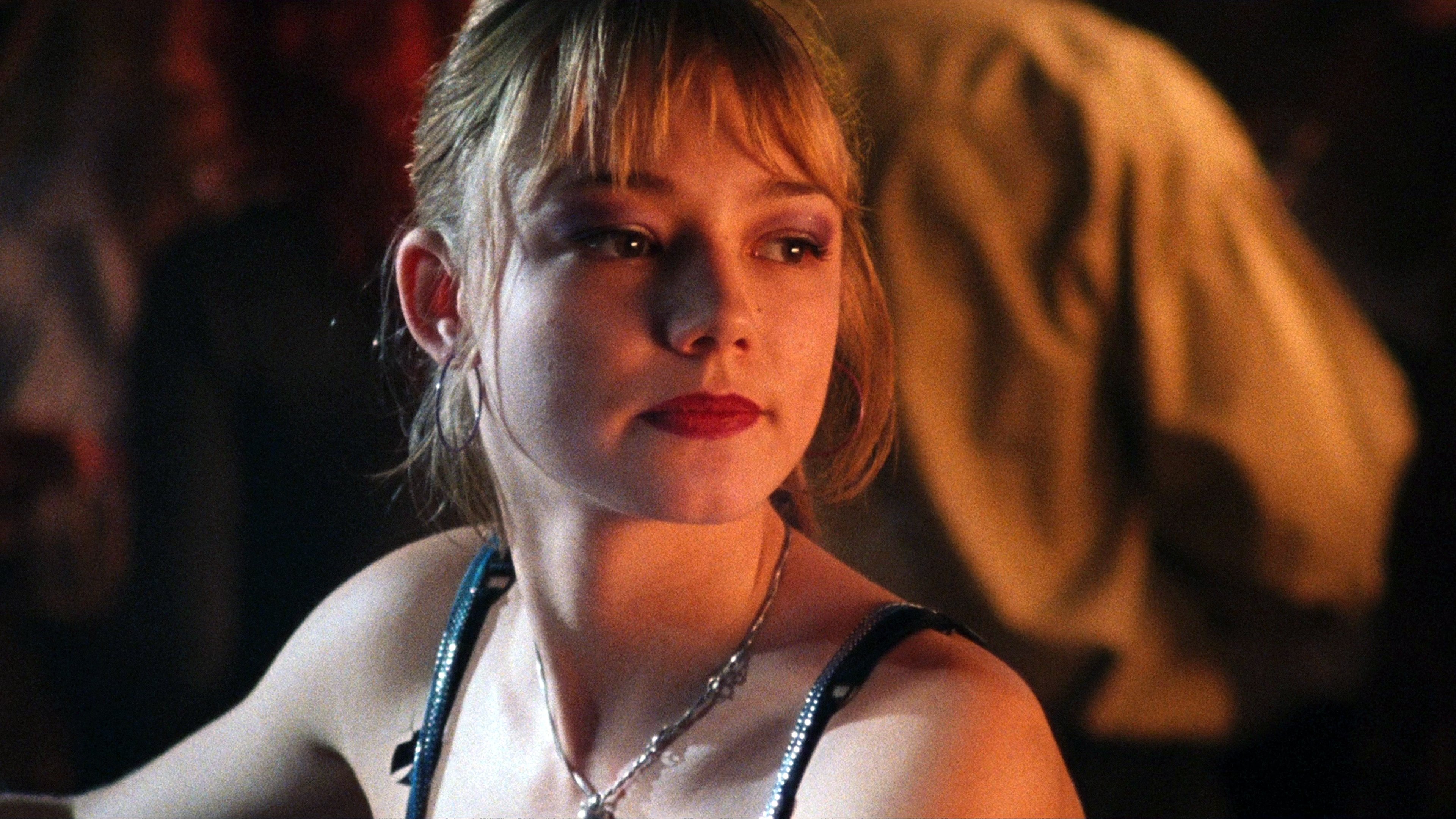 Lilya 4-ever Background