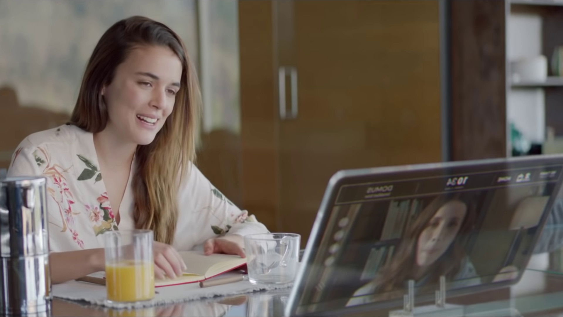 Cuánto. Más allá del dinero Background