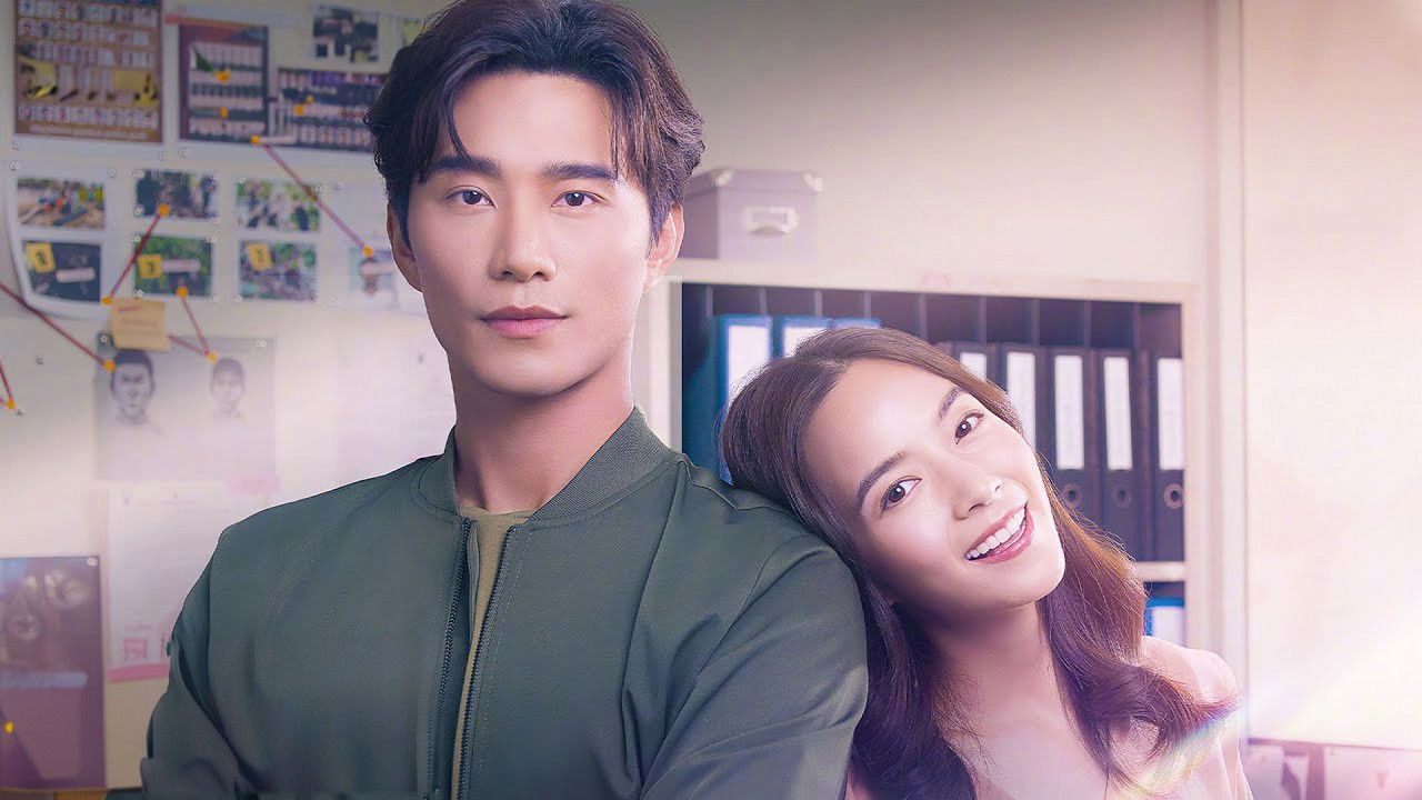 When A Snail Falls in Love Background