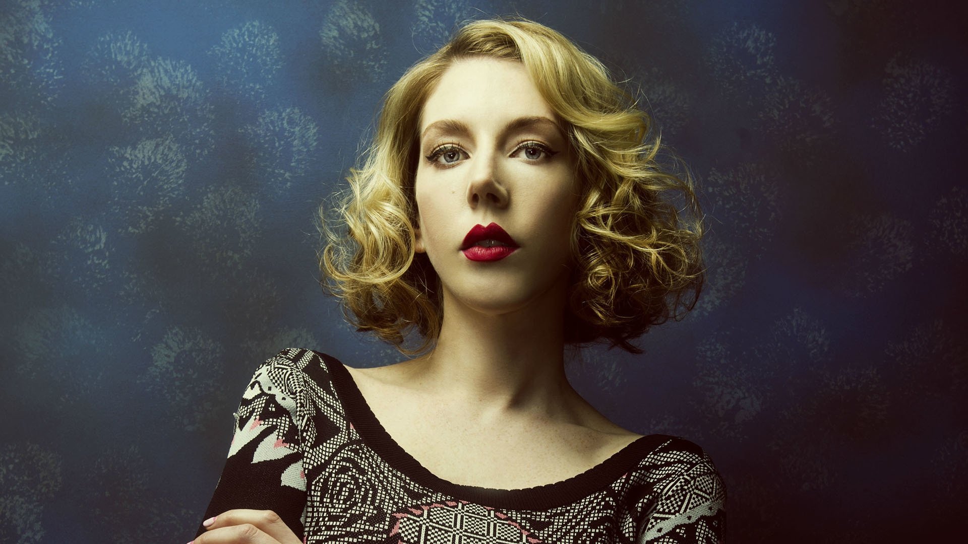 Katherine Ryan: In Trouble Background