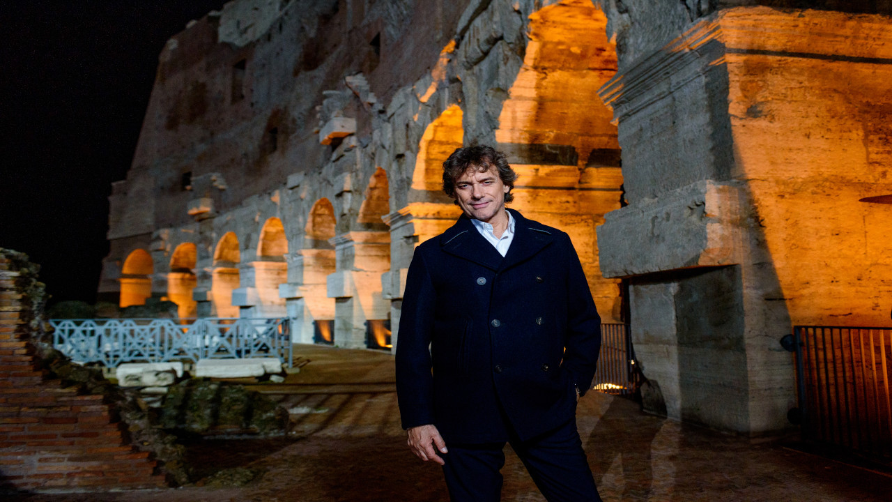 Stanotte a Roma Background