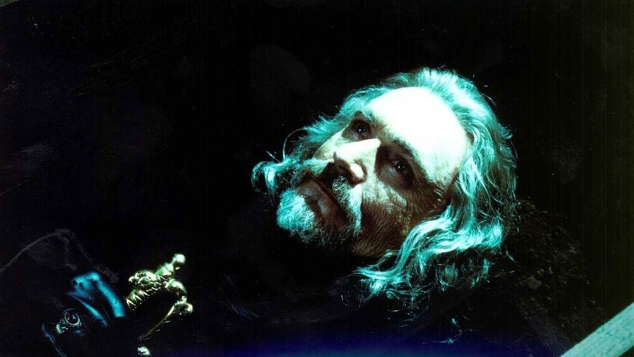 Dracula's Kiss Background