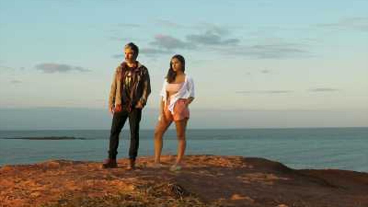 Só Eu e Ela Background