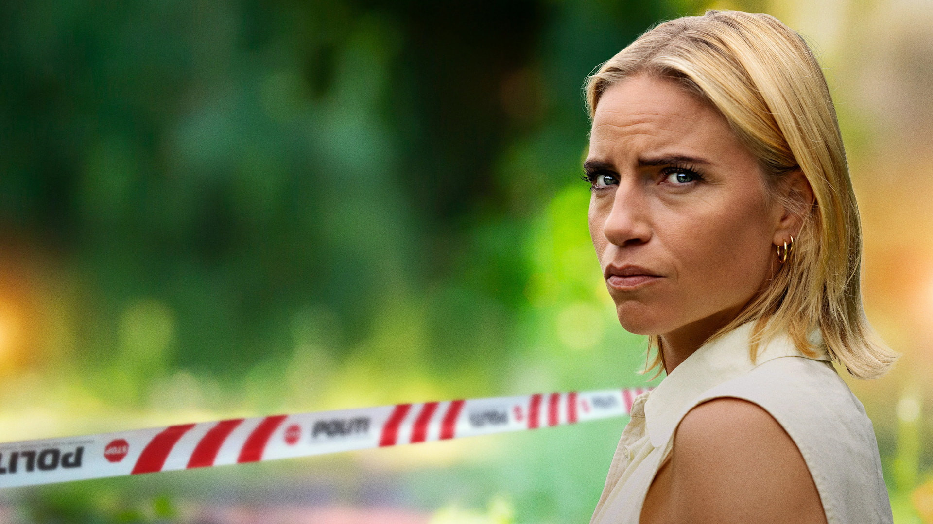 Ikke et ord Background