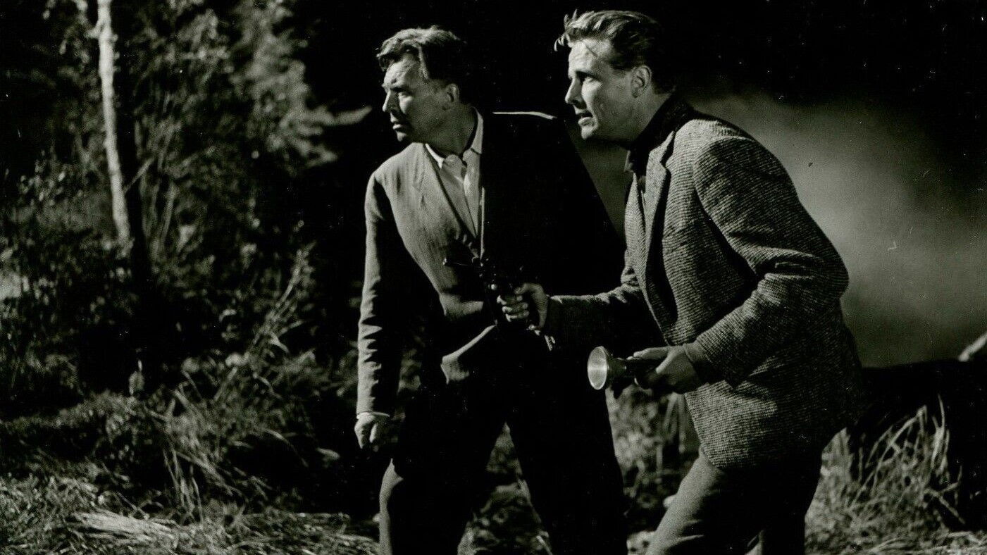 Der Schatz vom Toplitzsee Background