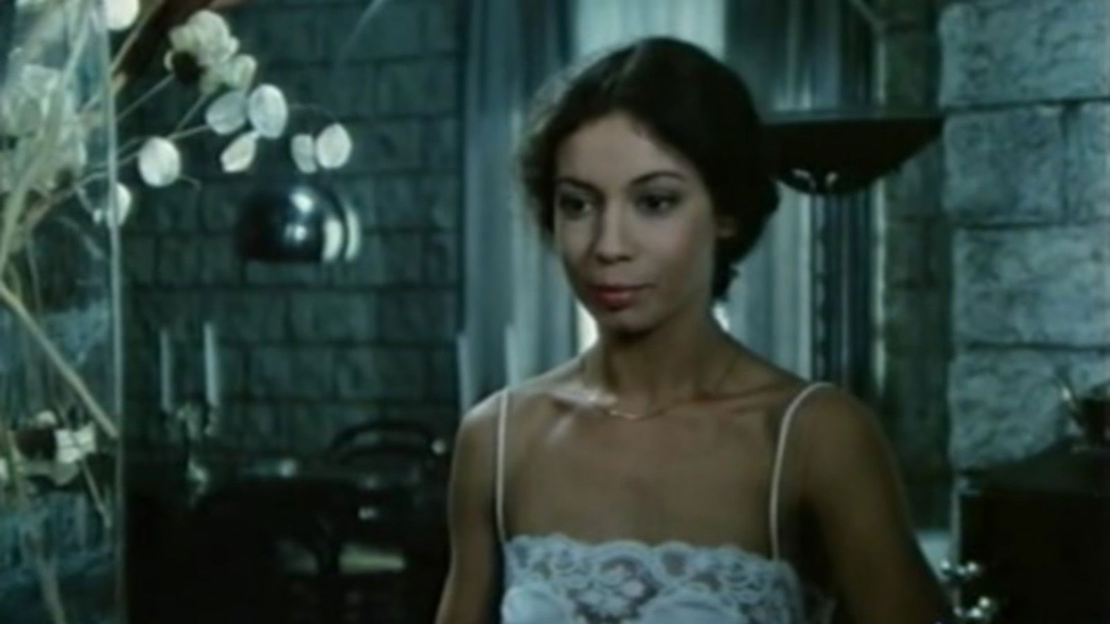 The House of the Yellow Carpet Background