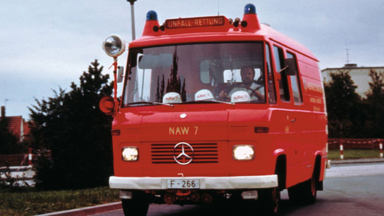 Notarztwagen 7 Background