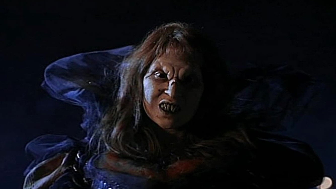 Witchouse Background