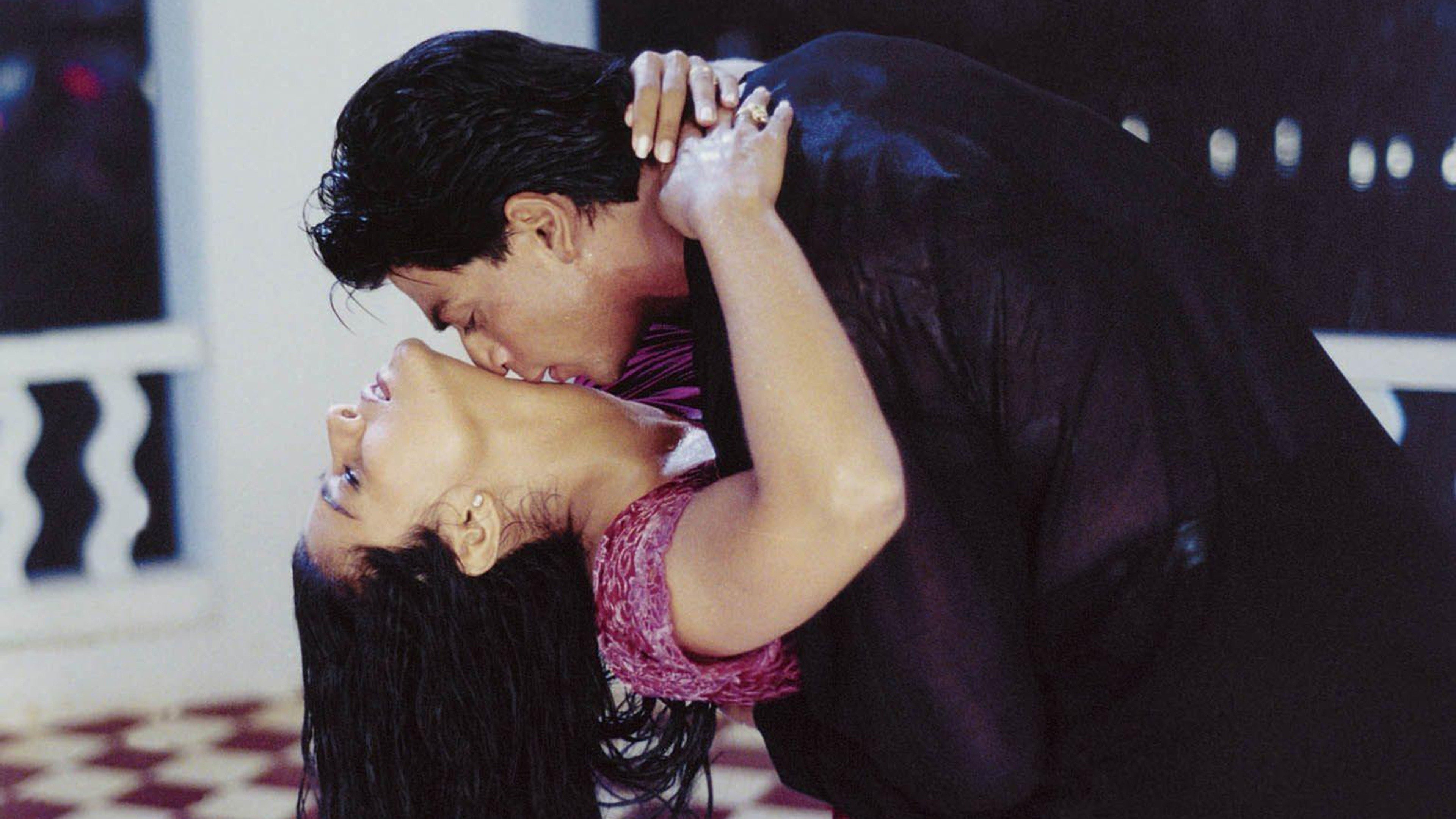 Kuch Kuch Hota Hai Background