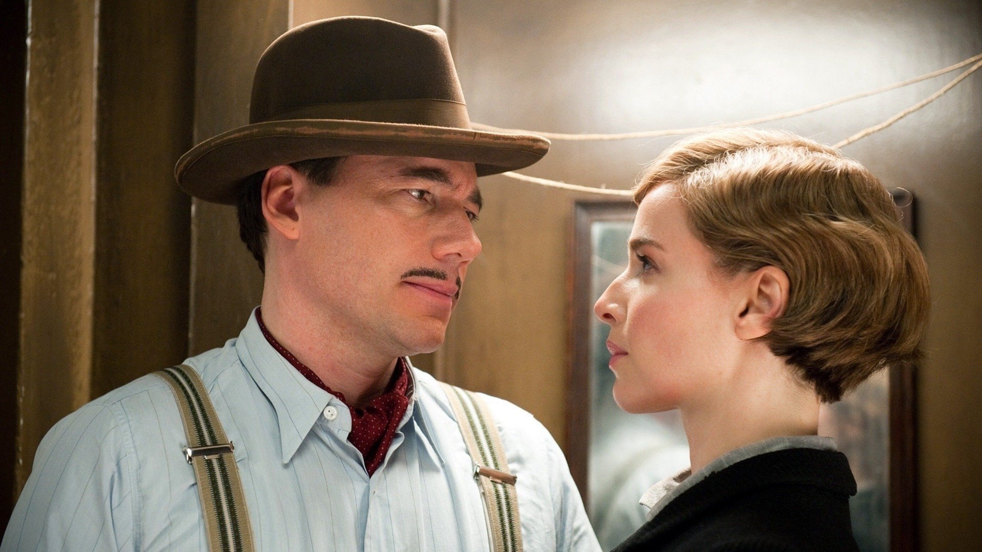 Hotel Lux Background