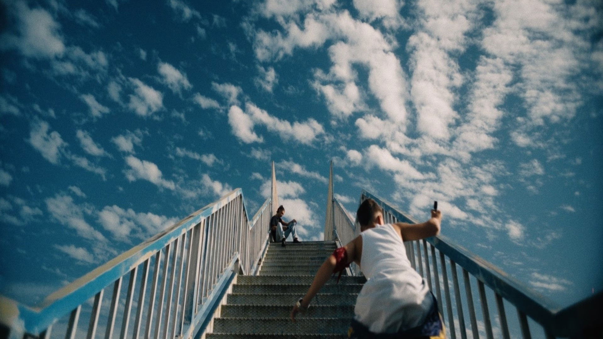 An Endless Sunday Background