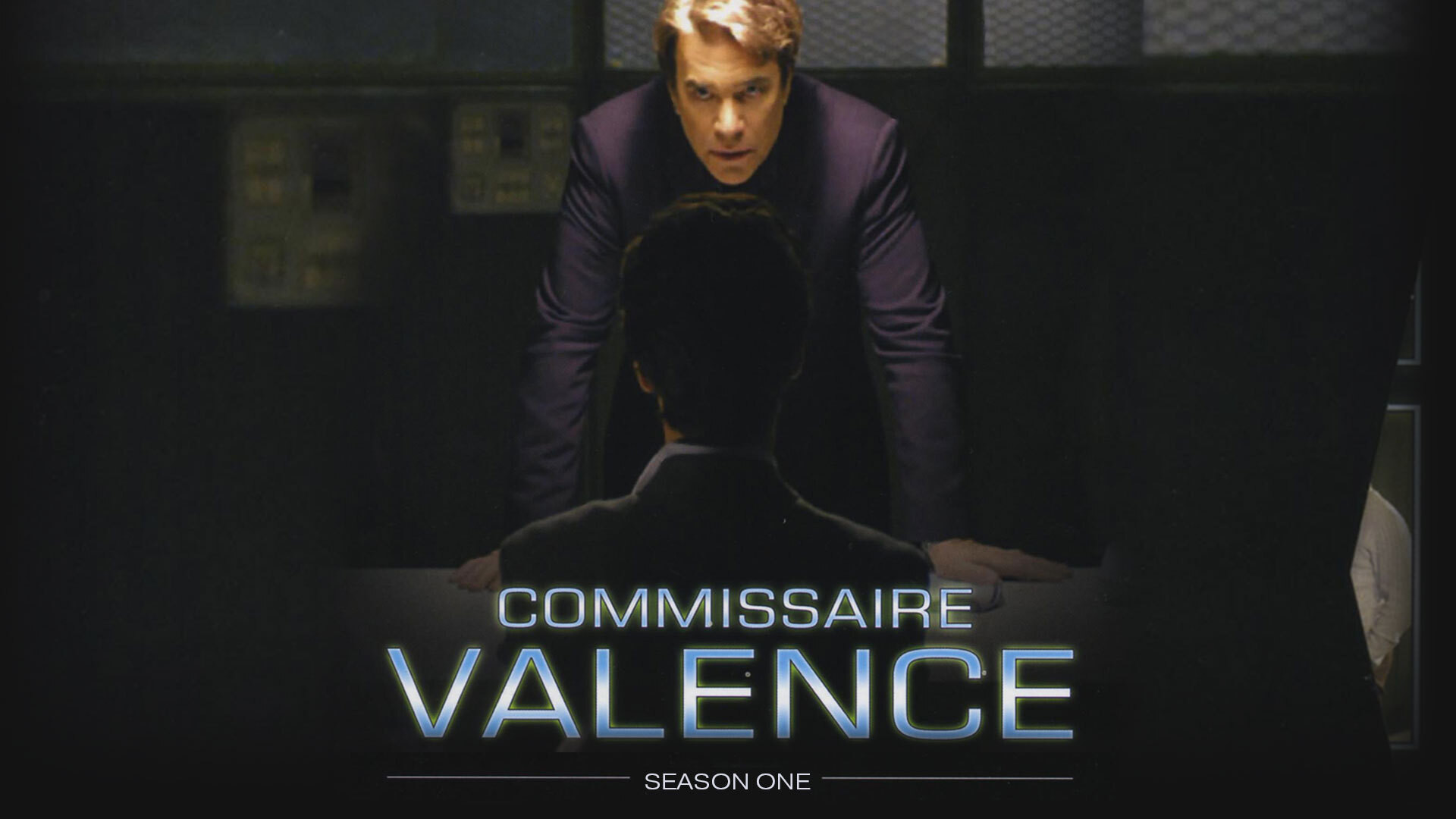 Commissaire Valence Background