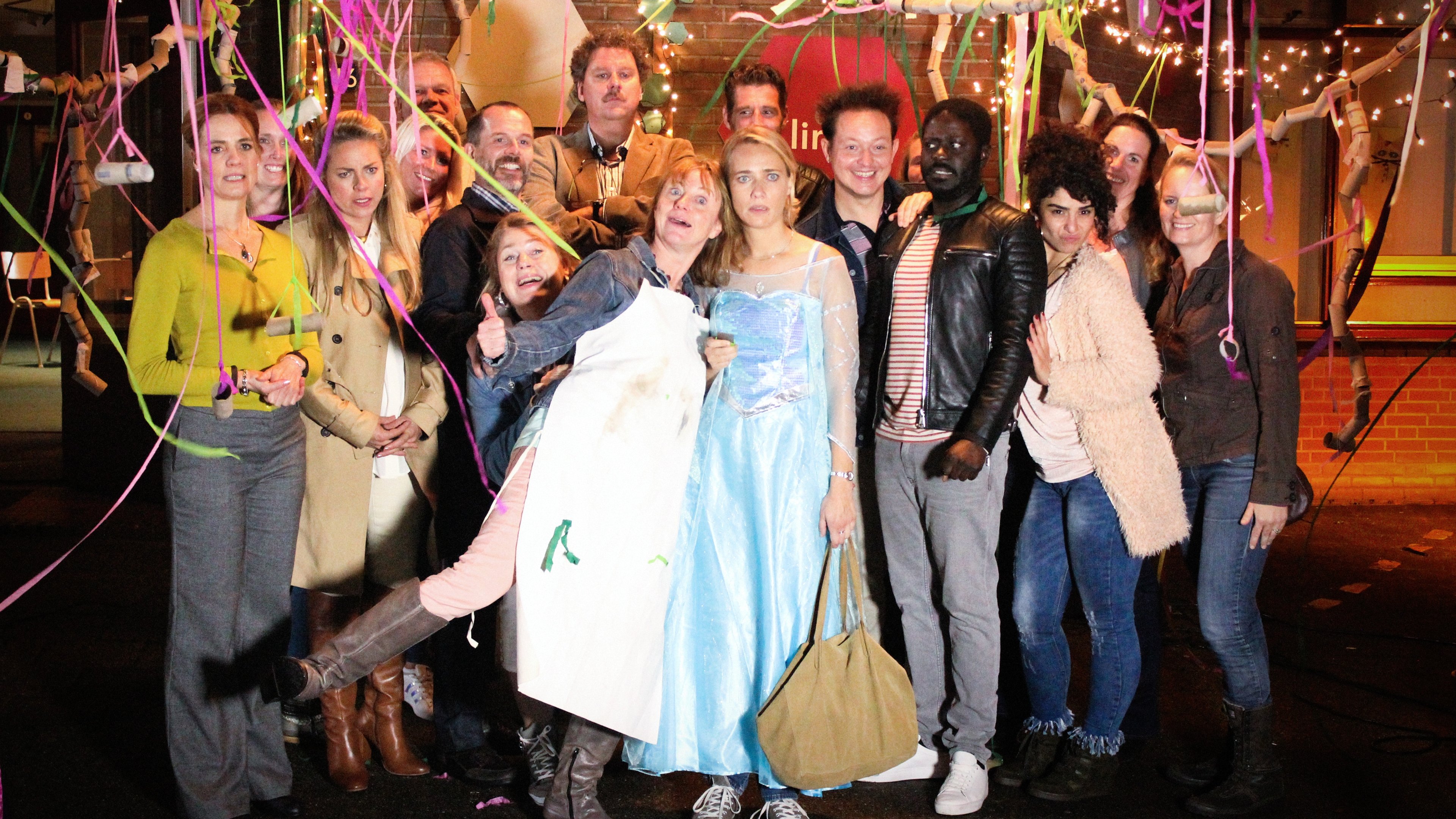 De Luizenmoeder Background