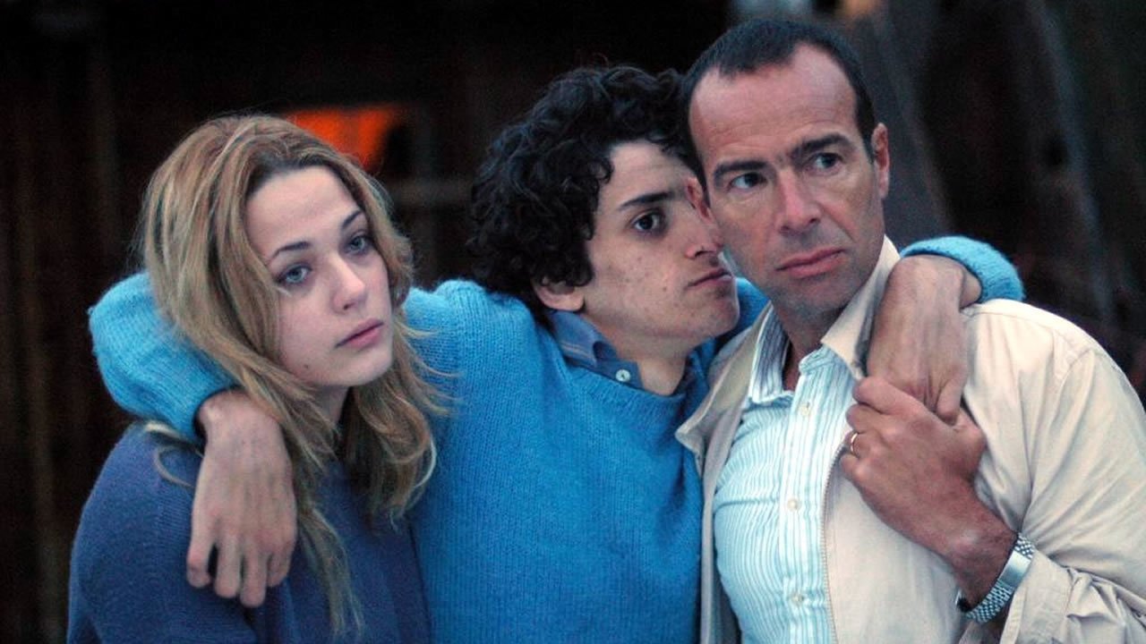 Never Again as Before Background