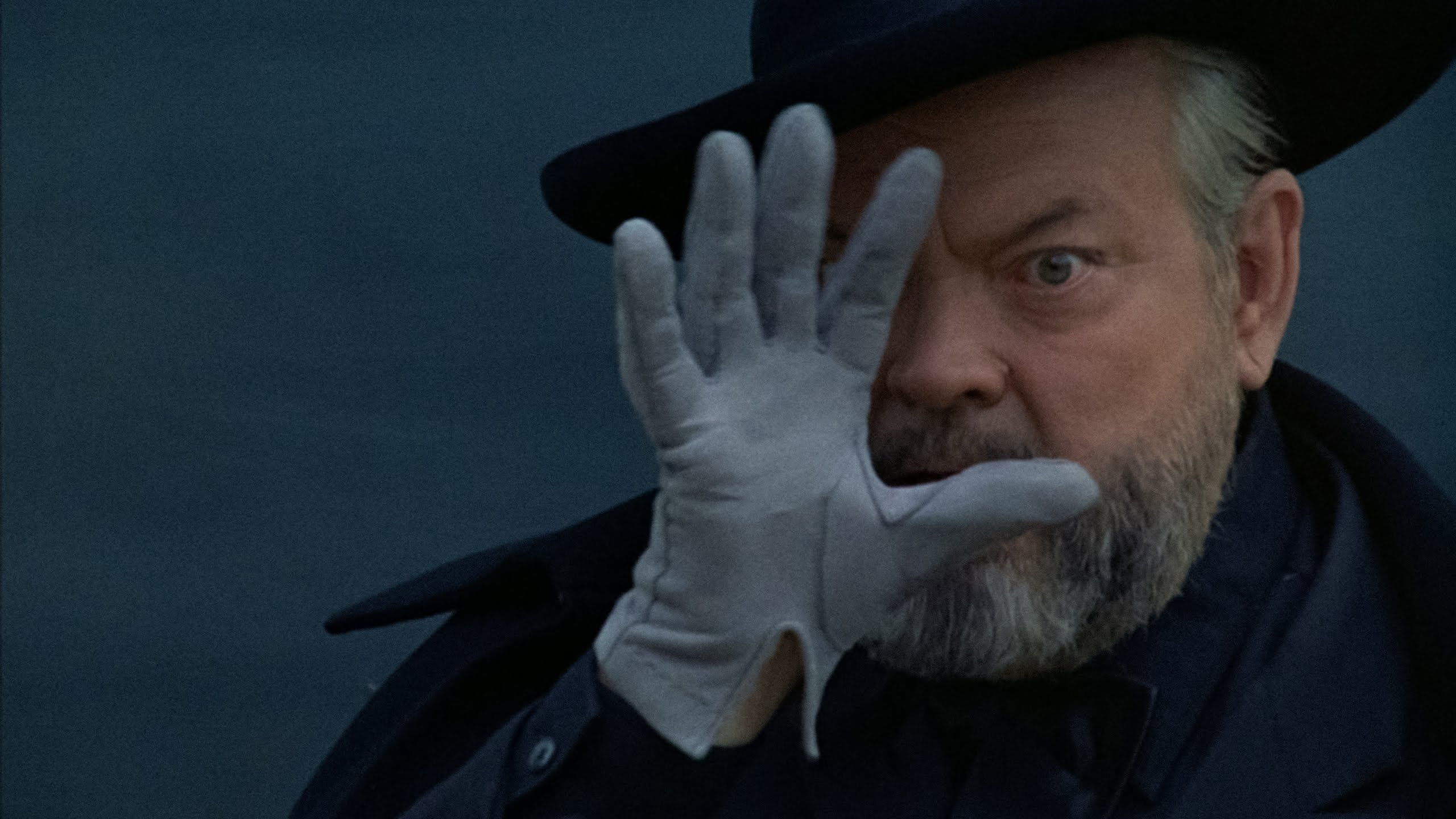 F for Fake Background